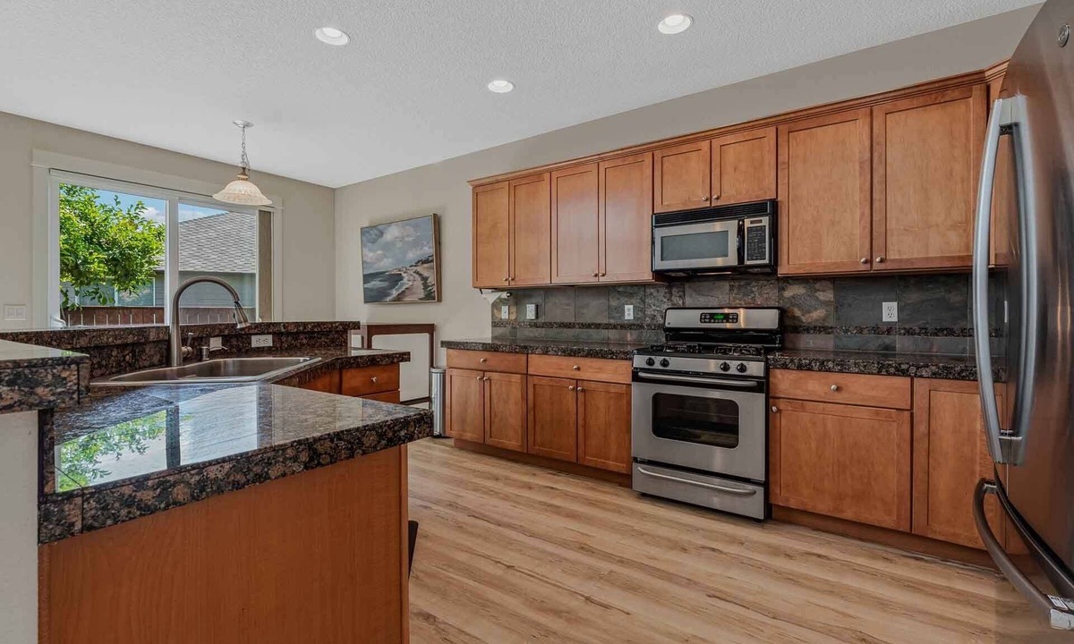 Five Corners House | 20% Weekly Discount! 15 minutes to PDX, 35 minutes to hiking the Columbia Gorge!