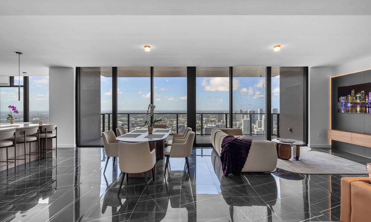 Downtown Miami Condo | Executive Miami Penthouse - 2BDR