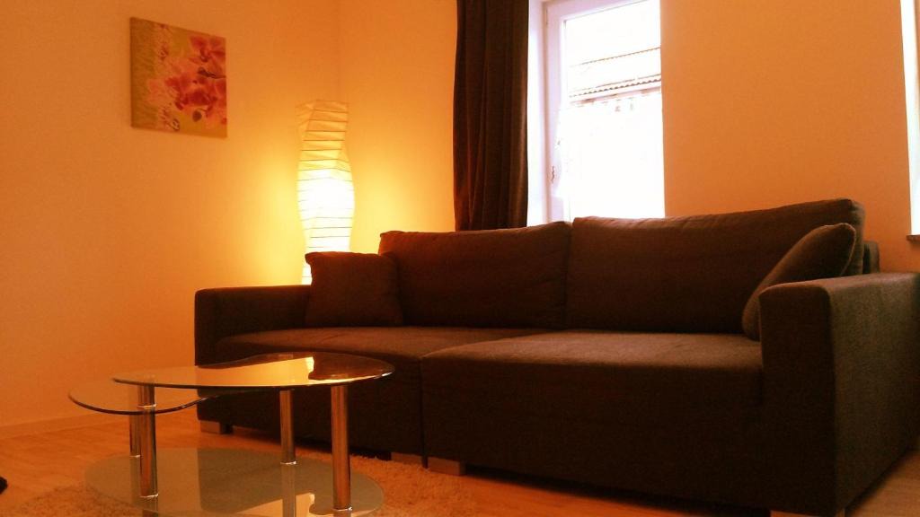 Weidhausen Apartment | Ferienwohnung-Sonneberg-Orchidee