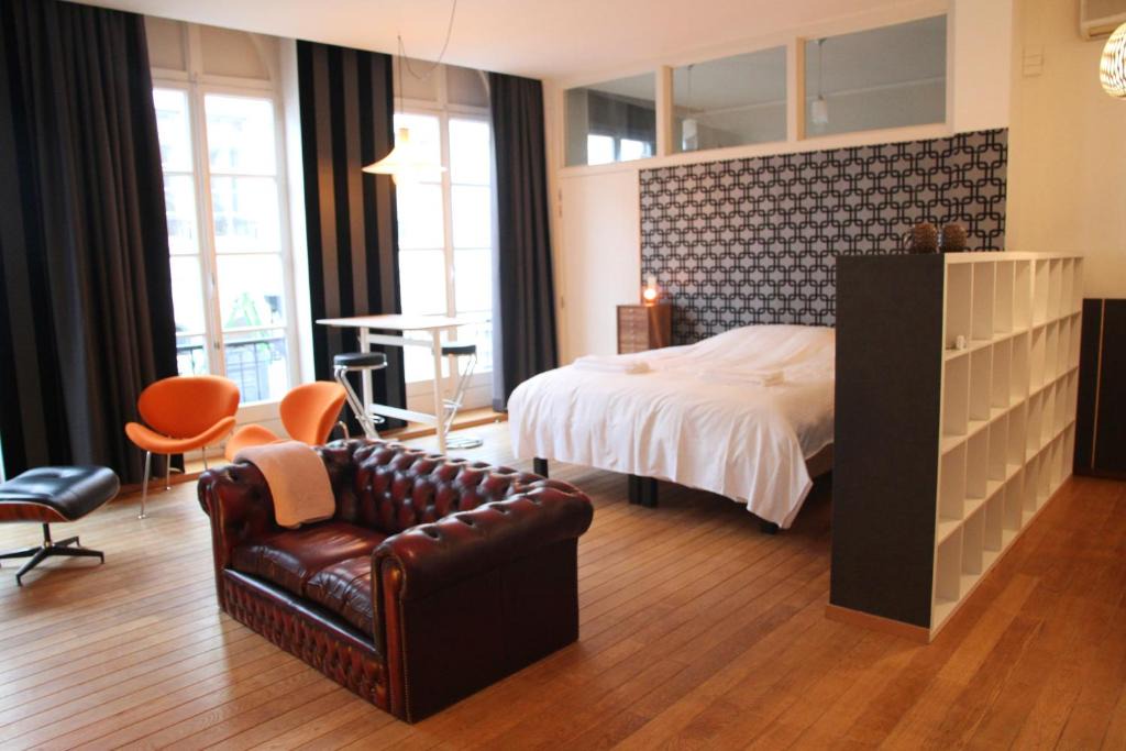 Ghent City Centre Apartment | Rathous Studio Croft