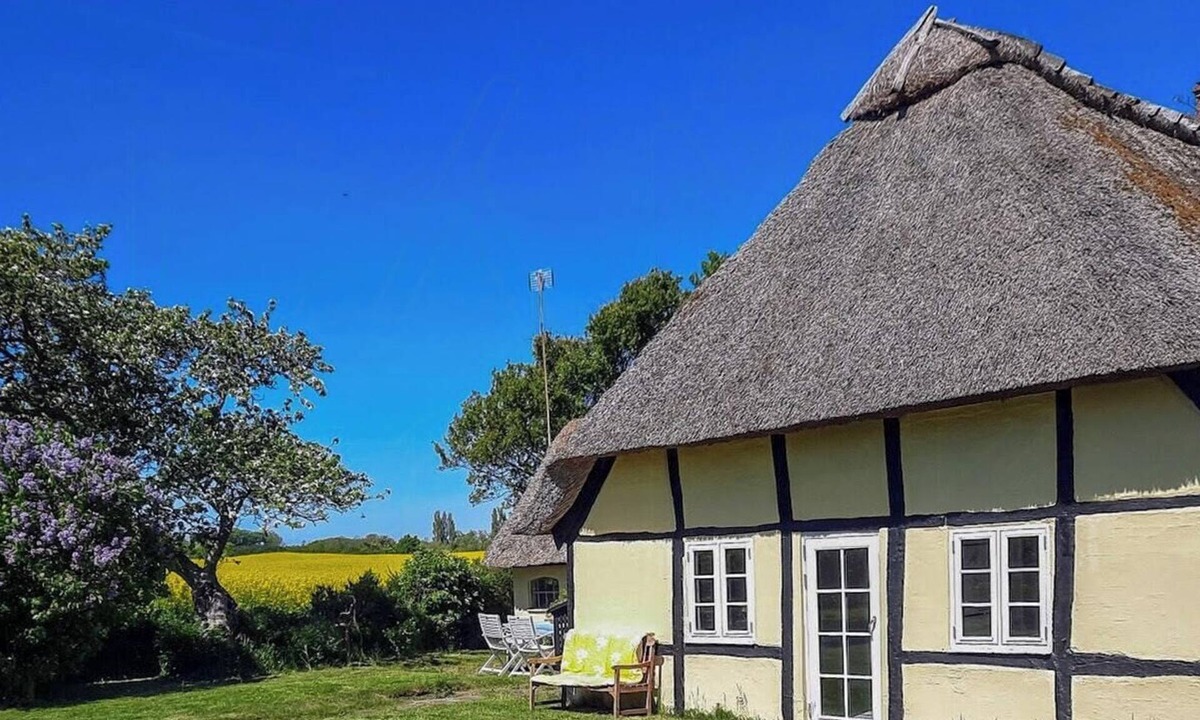 Humble House | Timber-framed idyll with views of the fields