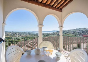 Apartments in the Restanques of the Gulf of St Tropez - maeva Home - Apartment for 4 people with sea view terrace in GRIMAUD