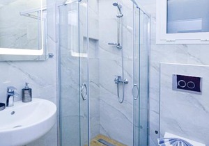 Astoria Studio 2, Rhodes City Center - Brand New bathroom in Rhodes Town
