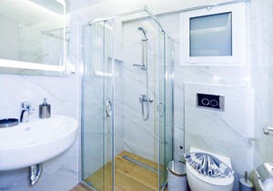 Astoria Studio 2, Rhodes City Center - Brand New bathroom in Rhodes Town