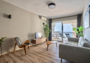 Stylish apartment with sea view in Nerja