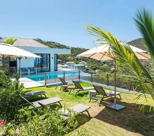 Villa Castle Rock Ocean Located Lorient Beach 