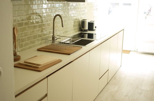 Moabit Apartment | 3br2b Central, Family-Friendly, Silent, and Tastefully Furnished with Real Oak