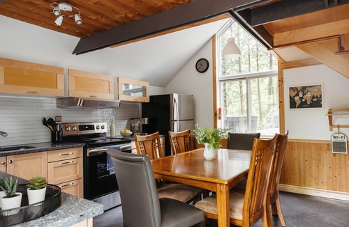 Orford Ski Chalet | Adventurer, Beautiful Fully Equipped Cottage, 2 minutes away from Ski Orford