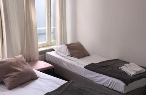 Burgwallen Nieuwe Zijde Bed & Breakfast | Amsroom