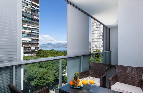 Split Apartment | Apartment Blue Dream