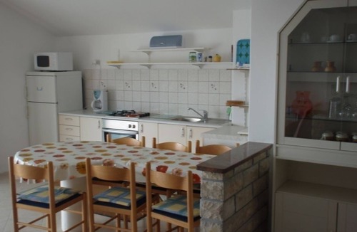 Kukljica Apartment | Apartment in Kukljica with Seaview, Terrace, Air condition, WIFI (4567-3)
