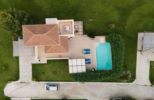 Sami Apartment | Apartment 'Sami Beach Villas Dafni' with Mountain View, Wi-Fi and Air Conditioning