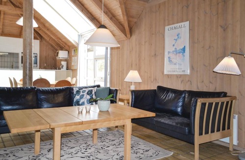 Haurvig House | Beach front home in Hvide Sande with sauna
