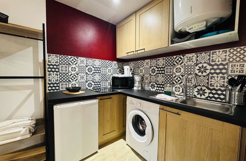 Saint-Julien Apartment | Charming studio close to the Château de Caen