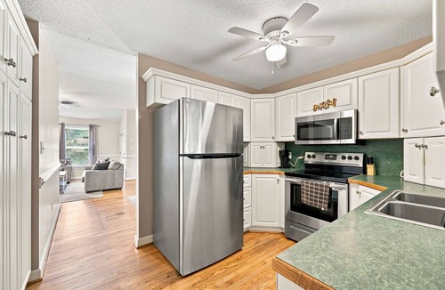 Lillington Apartment | Grateful Blue