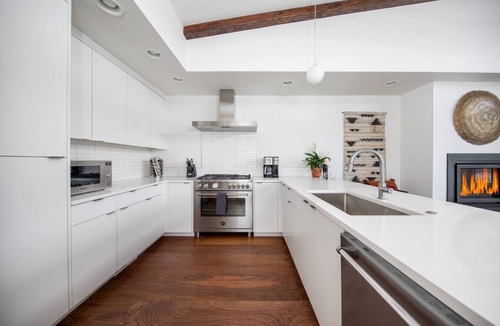 Hood River Villa | Hawks Perch - New Downtown Modern, Panoramic View