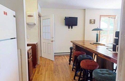 East Chop House | Historic 11 room Full House Rental in Oak Bluffs walking distance to beach
