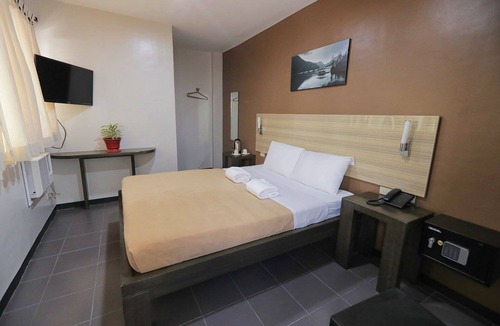 Ormoc Hotel | iaLodge