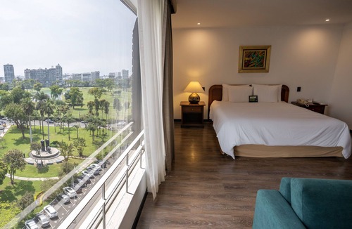 Sector 1 Hotel | Luoxo Hotel