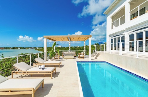 Venetian Road Settlement Villa | Luxurious 5 bedroom waterfront villa in the heart of Providenciales