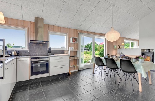 Krejbjerg House | Nice home in Ejstrupholm with sauna