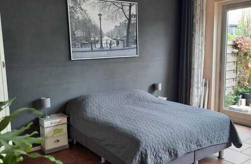 Nieuw-West Apartment | Quarenta Studio