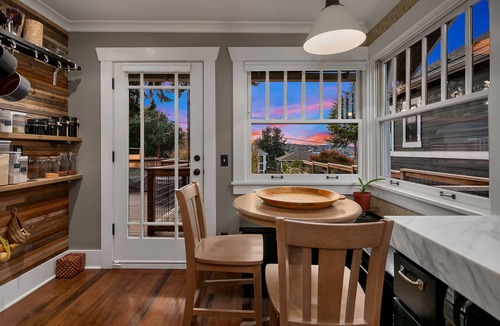 North Queen Anne House | Queen Anne 3BR Home with Puget Sound Views & Parking