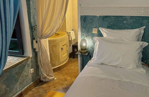 Kbour Chou House | Riad Lapis lazuli - Swimming pool - Terrace - WIFI