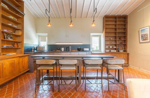 Chateauneuf-le-Rouge Apartment | Spacious, modern loft in a château near Aix.