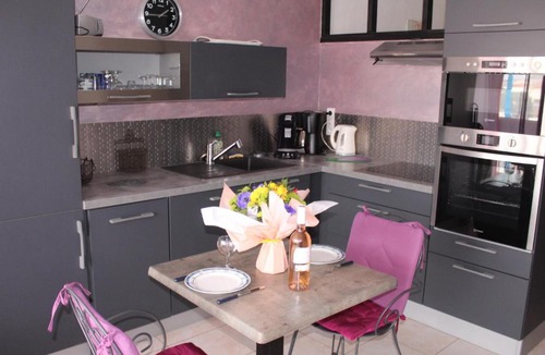 Balaruc-les-Bains Apartment | Studio Balaruc-les-Bains, 1 pièce, 2 personnes - FR-1-503-94