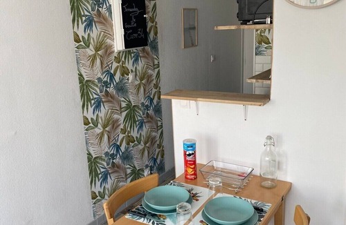 Balaruc-les-Bains Apartment | Studio Cure au bord de l’Etang de Thau