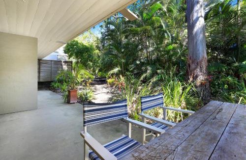 Noosa Heads Apartment | Tea Trees
