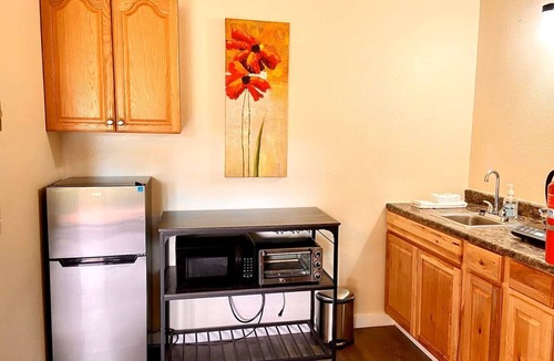 Alderwood Manor Apartment | The SQL: Guest Place