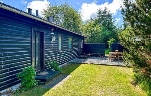 Tversted House | Three-Bedroom Holiday Home In Bindslev