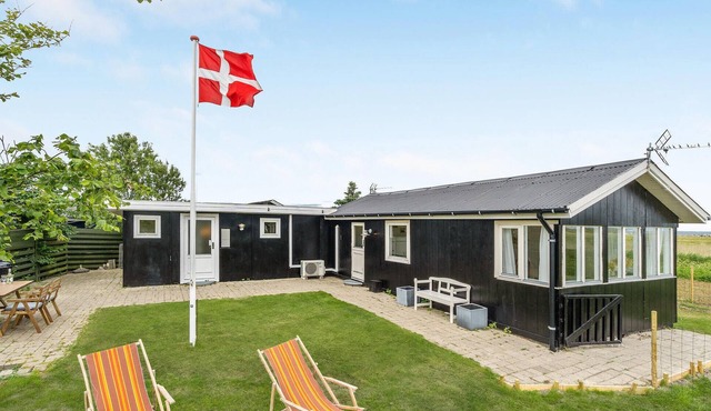 1 bedroom beautiful home in Løgstør in Løgstør