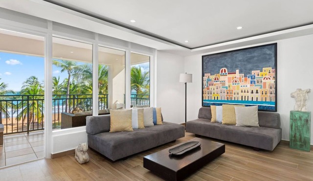 2/2 Beachfront inside Wyndham Resort, Puerto Rico in Rio Grande