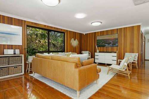 20 Steps - Beachfront Home - Stunning & Stylish - North of Byron in New Brighton