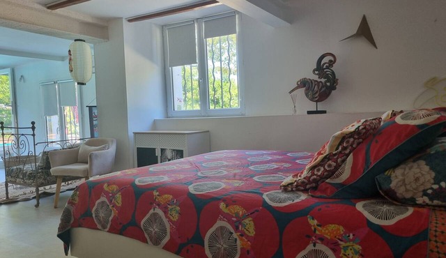 A Balinese-style retreat just a stone's throw from Toulon's most beautiful beach in La Garde