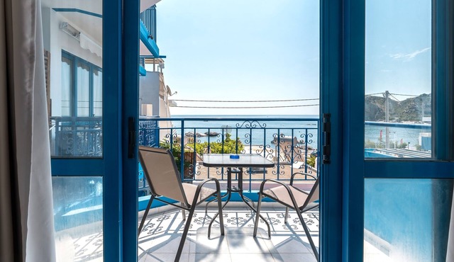 Anastasia Studios Apartment with Mountain View, Wi-Fi, and Air Conditioning in Archangelos