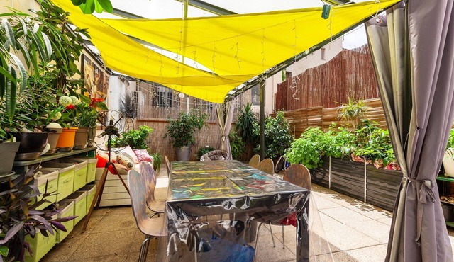 Apartment 'Sainte Escale' with Private Terrace in Marseille