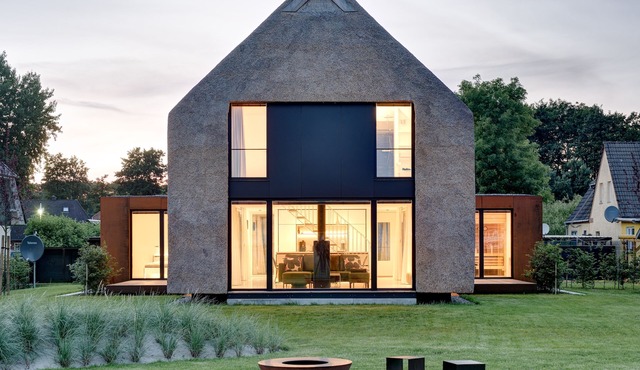 Architect's house 5 * with climate sauna, fireplace + view in Prerow