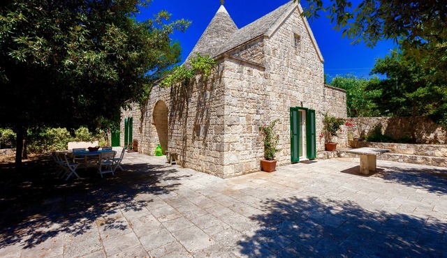 At Trullo Sovrano - Rental Home - Air condition and free Wi-Fi in Locorotondo
