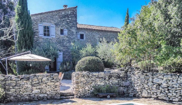 Authentic Provence landhouse in Goudargues, Gard, with private pool in Goudargues