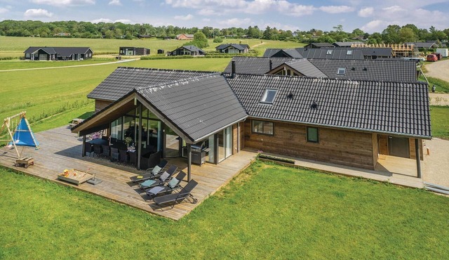 Awesome home in Odder with kitchen in Odder