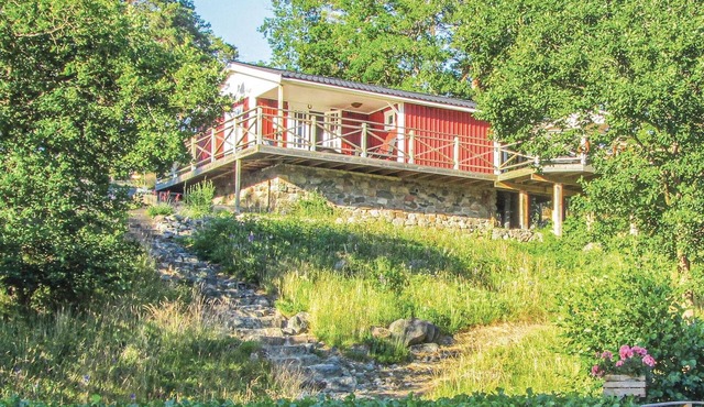 Awesome home in Västervik with WiFi in Västervik
