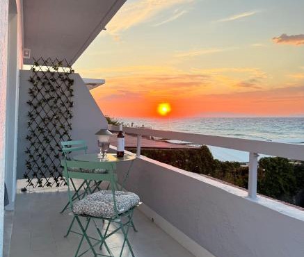 Beachfront Luxury Studio with Panoramic Sea View in Ialysos