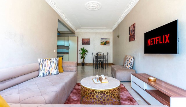 Beautiful studio apartment in the heart of Guéliz: Wi-Fi, Netflix, parking in Marrakesh