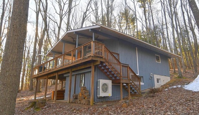 Berkeley Springs cabin getaway in Berkeley Springs