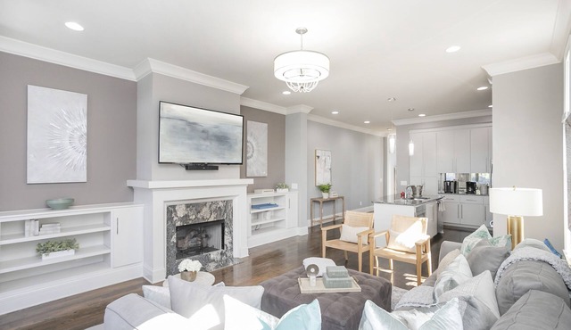 🤩 BIG GROUP TRIPS! 1MI TO BROADWAY! UP TO 6 HOMES TOGETHER WITH ROOFTOP DECKS! in Nashville
