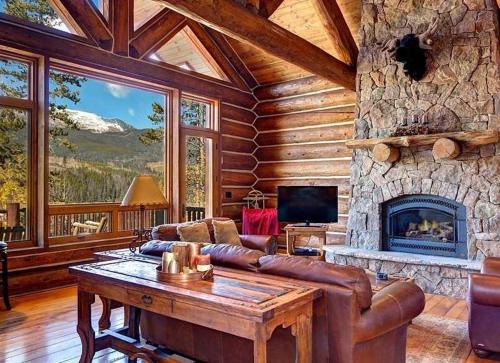 Big Timber Lodge by Ski Country Resorts in Breckenridge